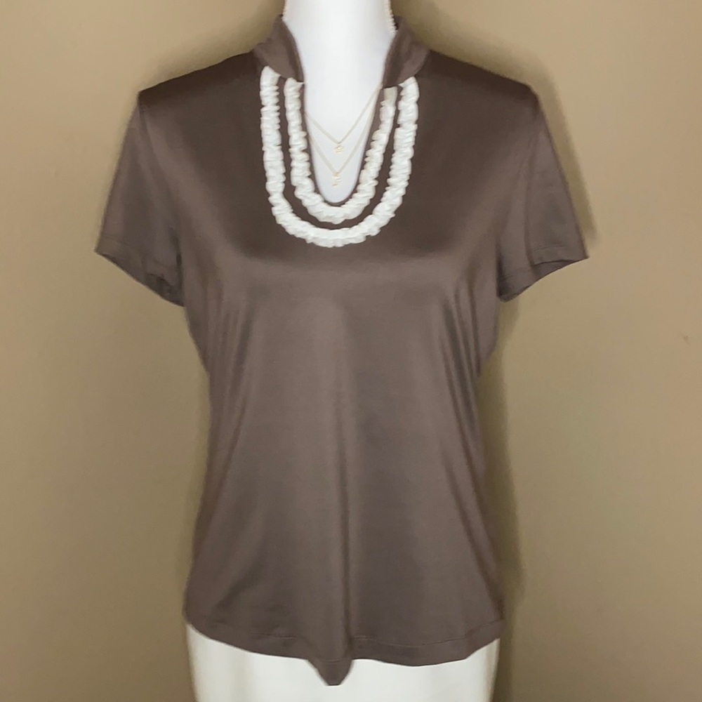 NWT ACTIVE WEAR Tail dark taupe and cream ruffle top